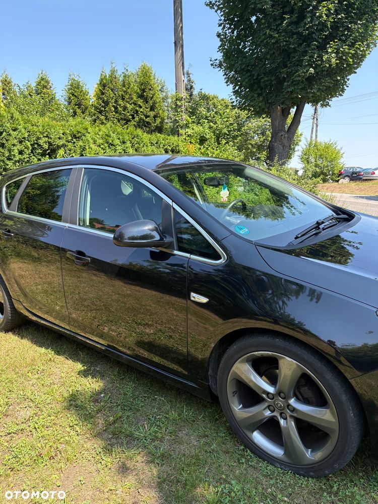 Opel Astra 1.4 Turbo - 4