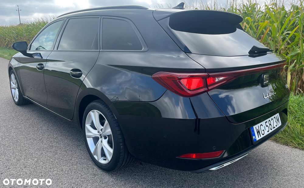 Seat Leon 2.0 TDI FR Black S&S DSG - 3