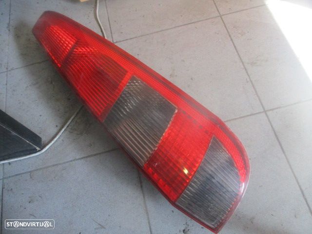 Farol Tras 2S6113N00AD FORD FIESTA 2003 TD VALEO - 3