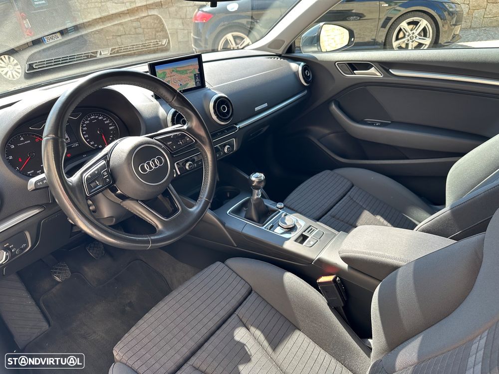 Audi A3 1.6 TDI Sport - 9