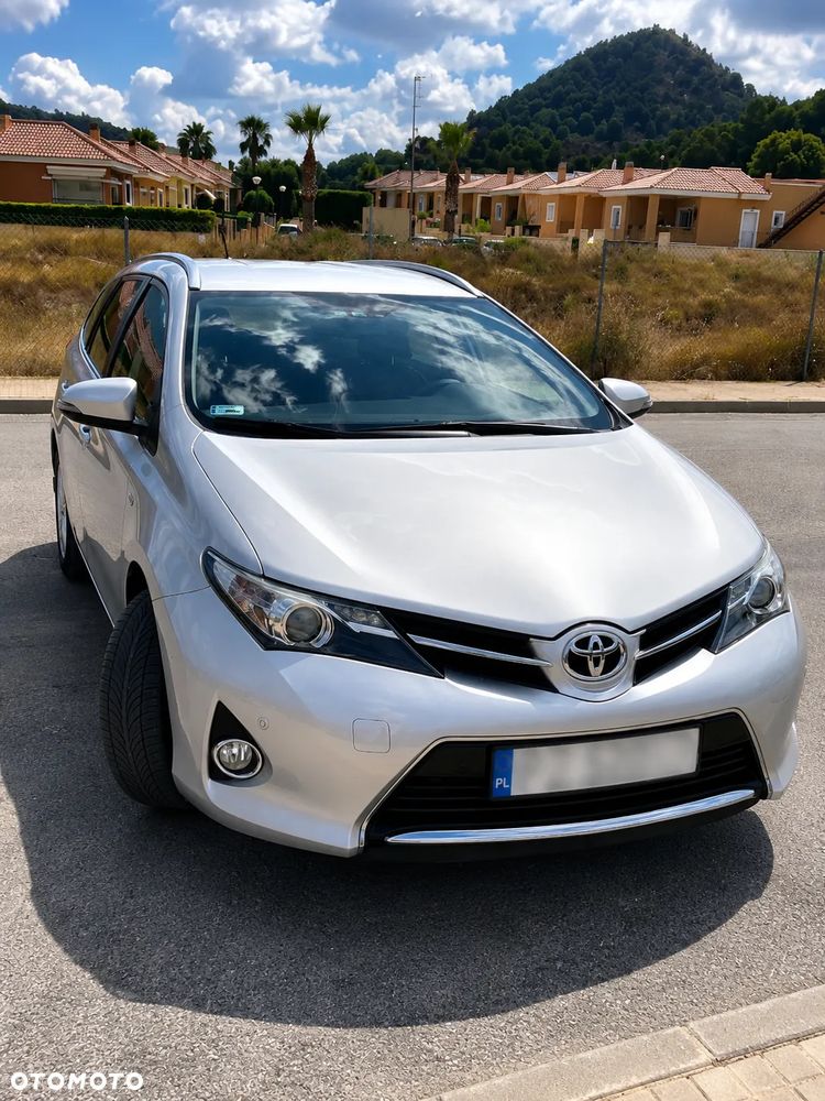 Toyota Auris 1.4 D-4D Business Edition - 3