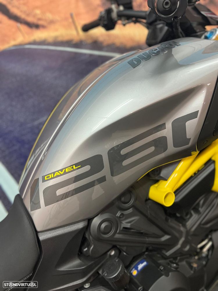 Ducati Diavel S - Black & Steel - 7