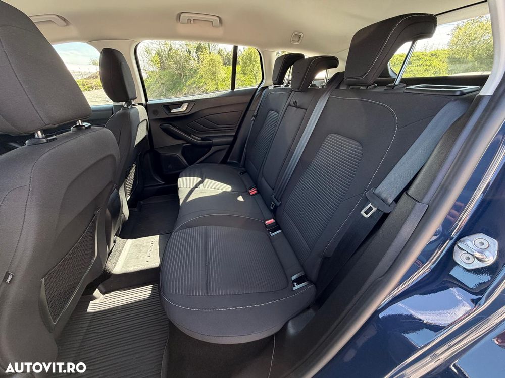 Ford Focus 2.0 EcoBlue Titanium - 17