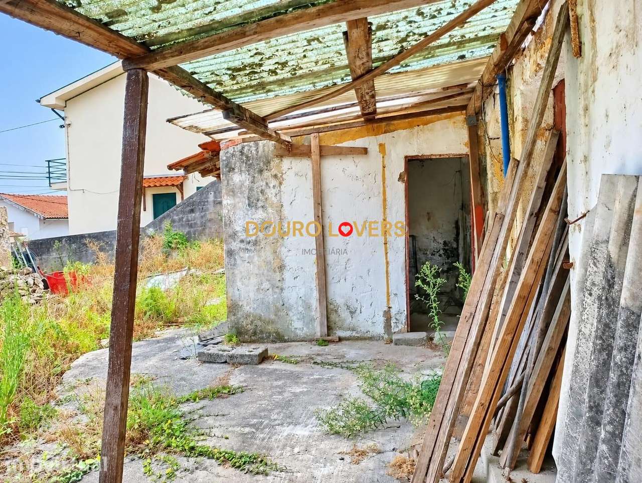 Casa T2 com Terreno de 978 m2 - Fânzeres - Grande imagem: 5/24