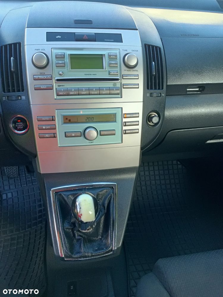 Toyota Corolla Verso 2.0 D-4D Sol 7os - 11
