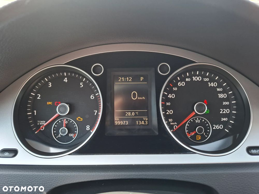 Volkswagen Passat 1.8 TSI Highline DSG - 2