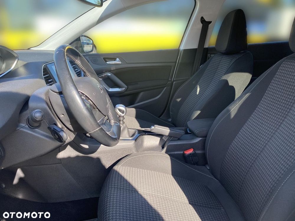 Peugeot 308 1.2 PureTech Active S&S - 12