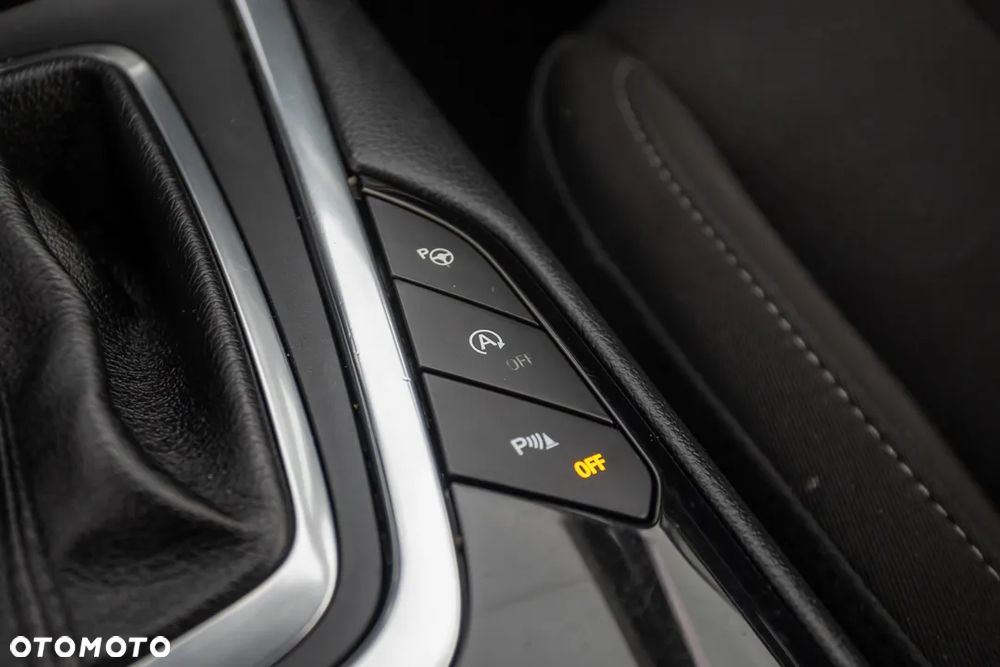 Ford S-Max 2.0 TDCi Titanium - 32