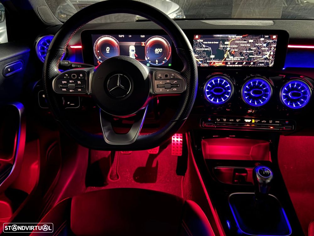 Mercedes-Benz A 160 AMG Line - 17