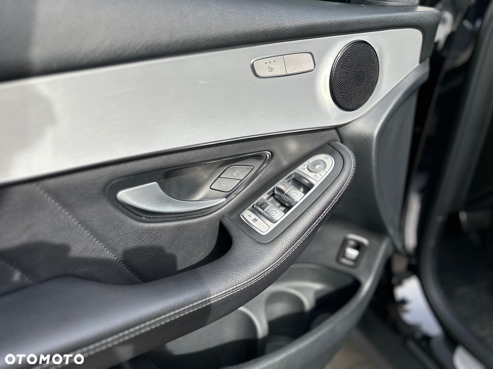 Mercedes-Benz GLC 220 d 4Matic 9G-TRONIC AMG Line - 9