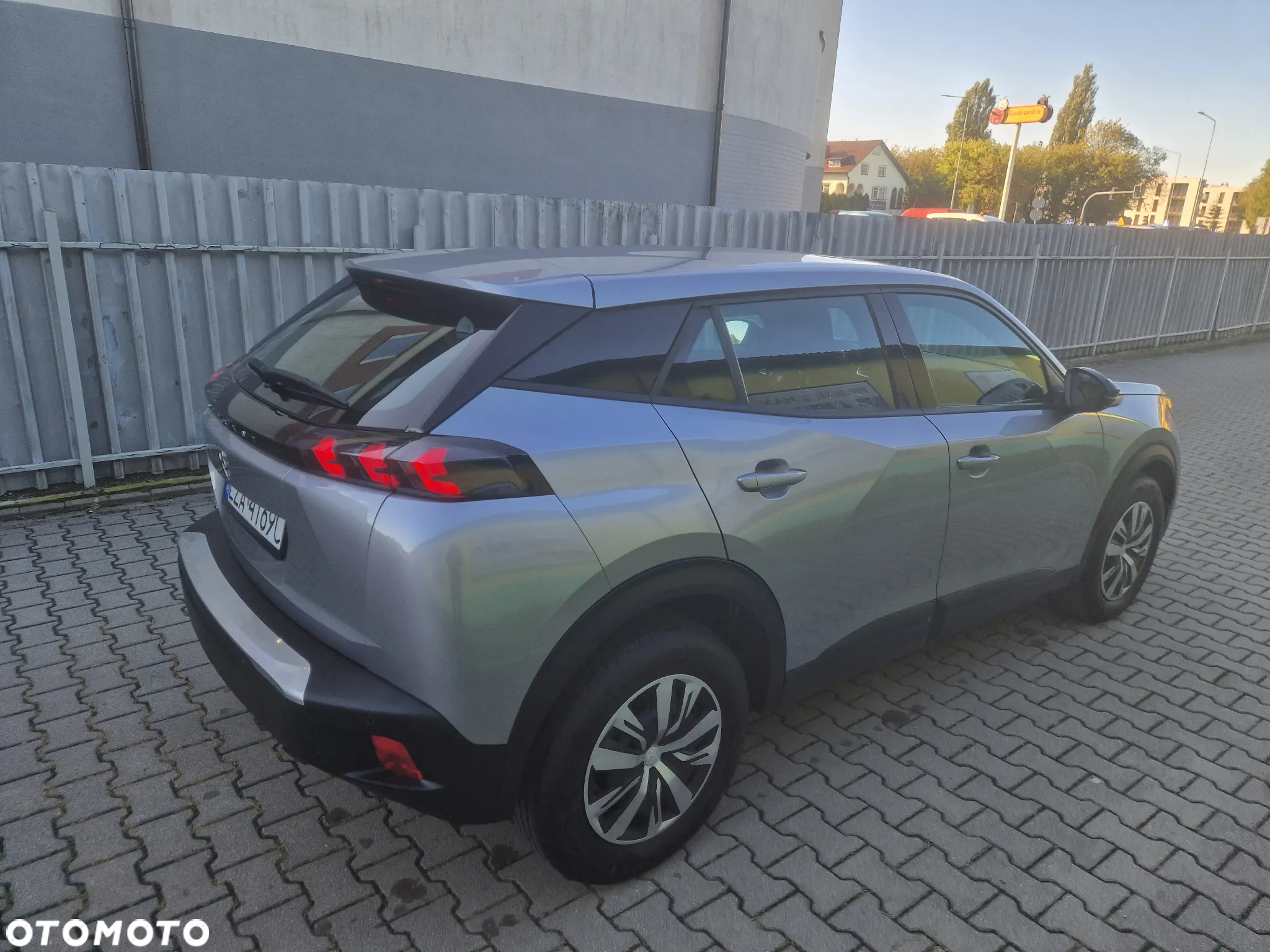 Peugeot 2008 PureTech 100 Allure - 13