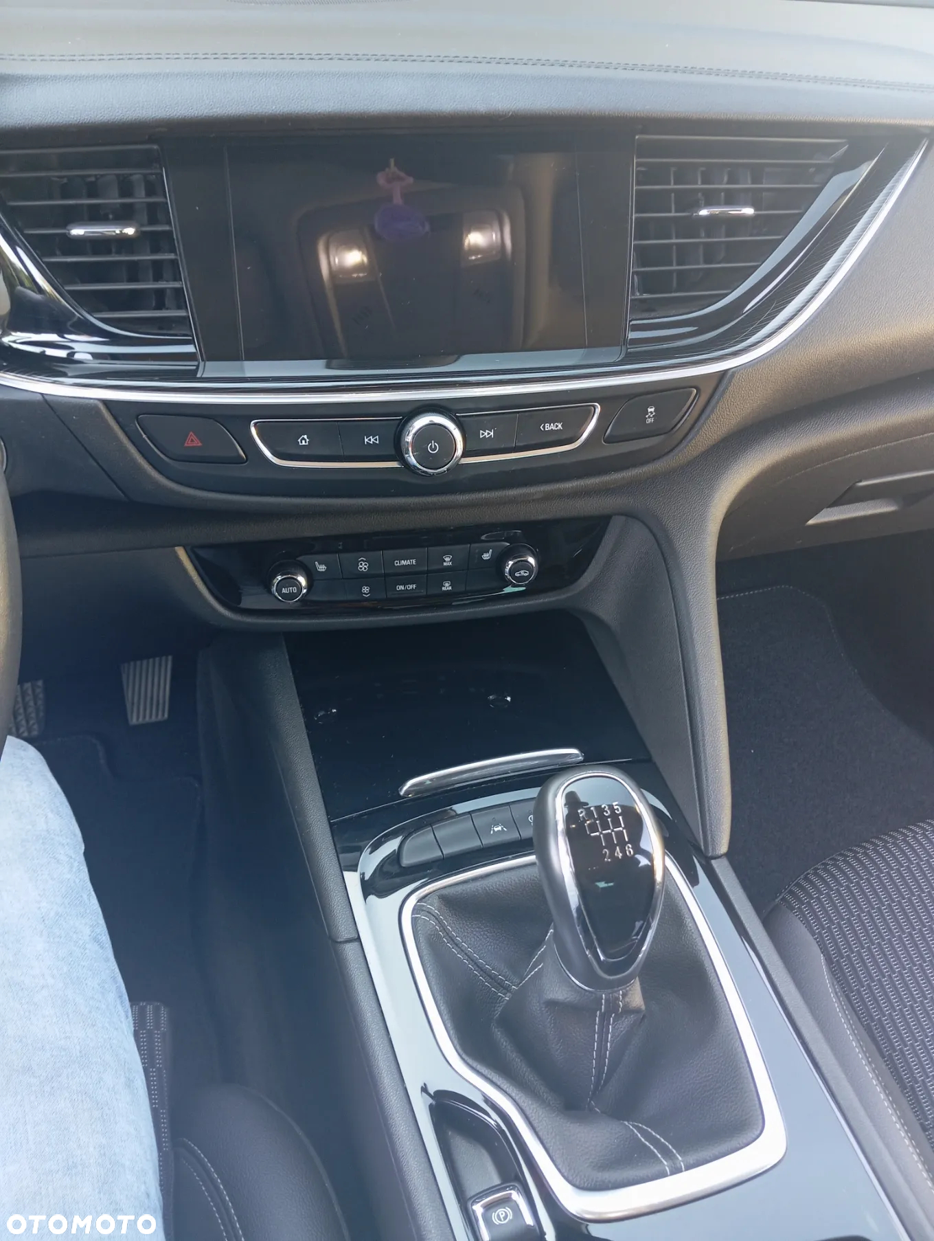 Opel Insignia 1.5 T Elite S&S - 10