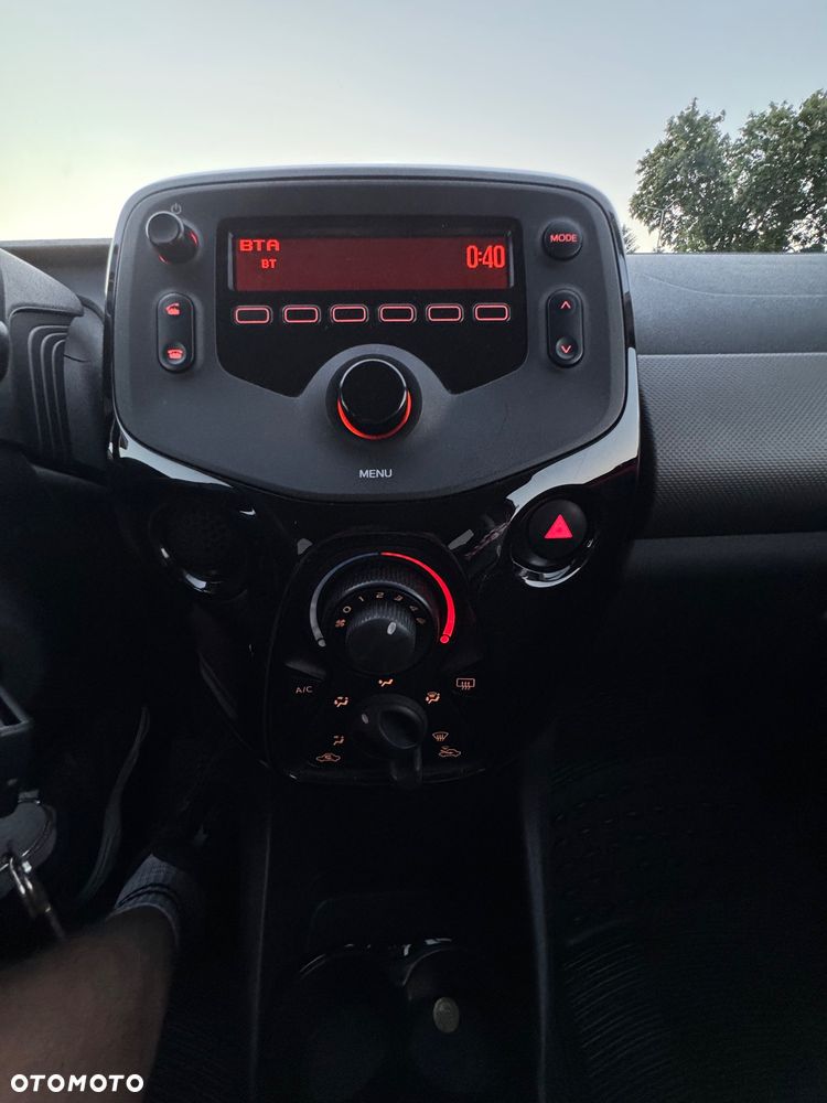 Peugeot 108 - 12