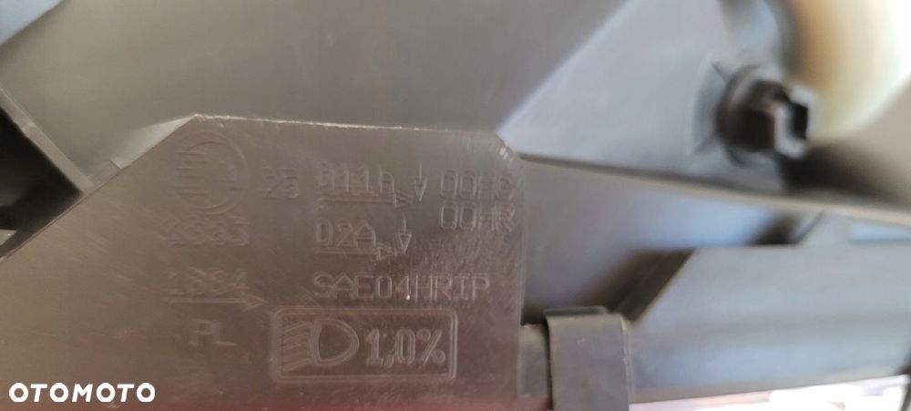 LAMPA LEWA ZWYKŁA PRZÓD MERCEDES B-KLASA W245 LIFT - 14