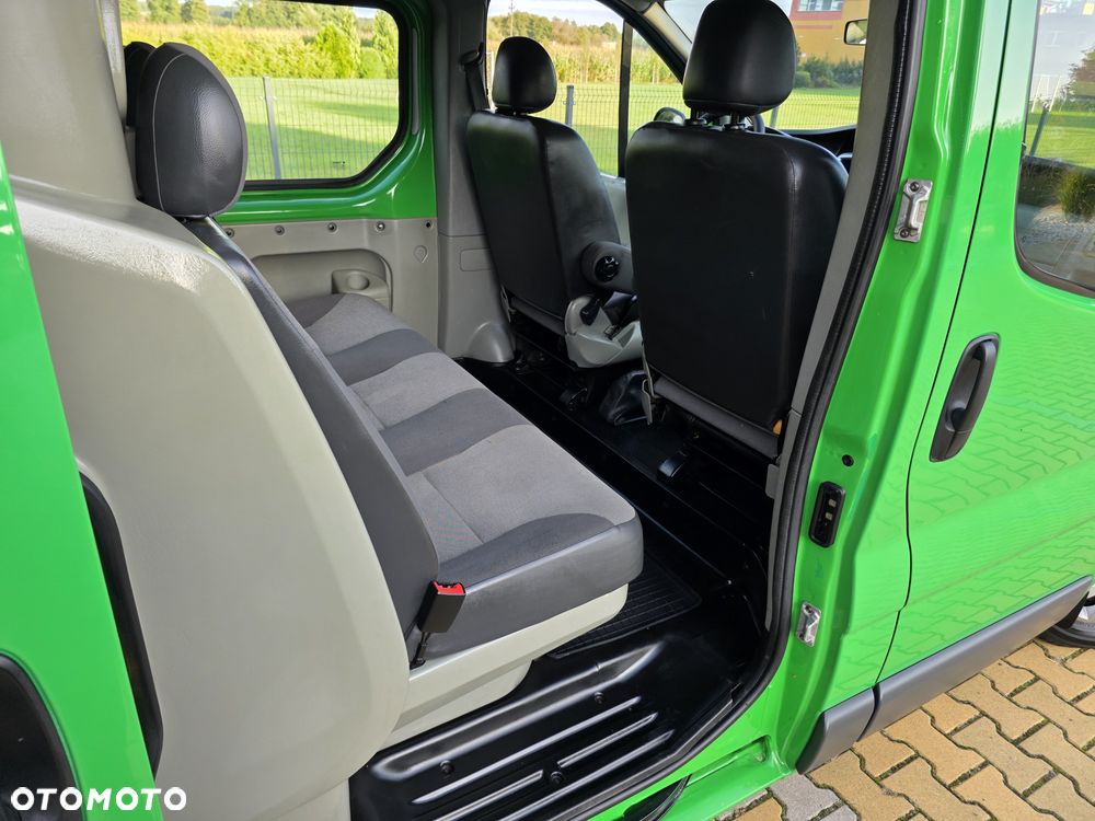 Renault Trafic - 15
