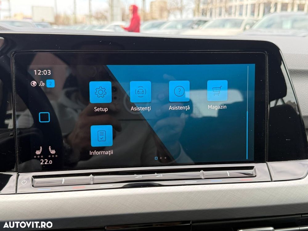 Volkswagen Golf 1.5 eTSI ACT DSG MHEV Style - 12