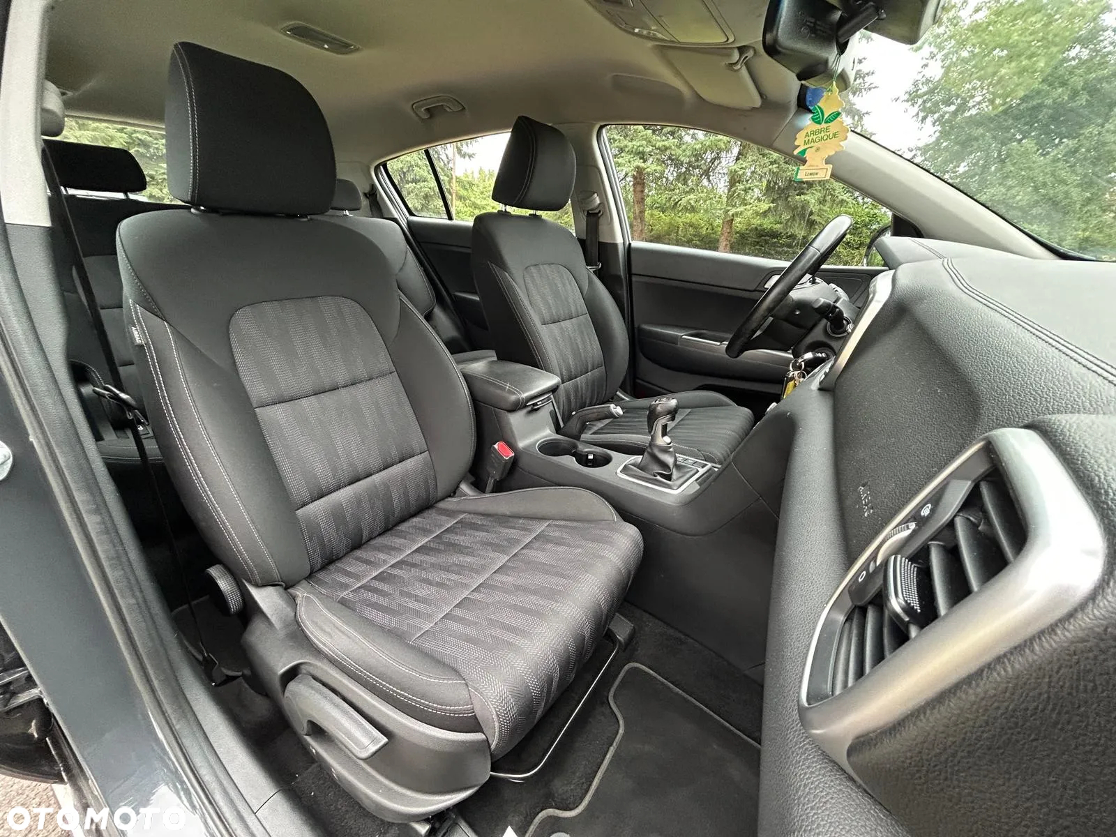 Kia Sportage - 16