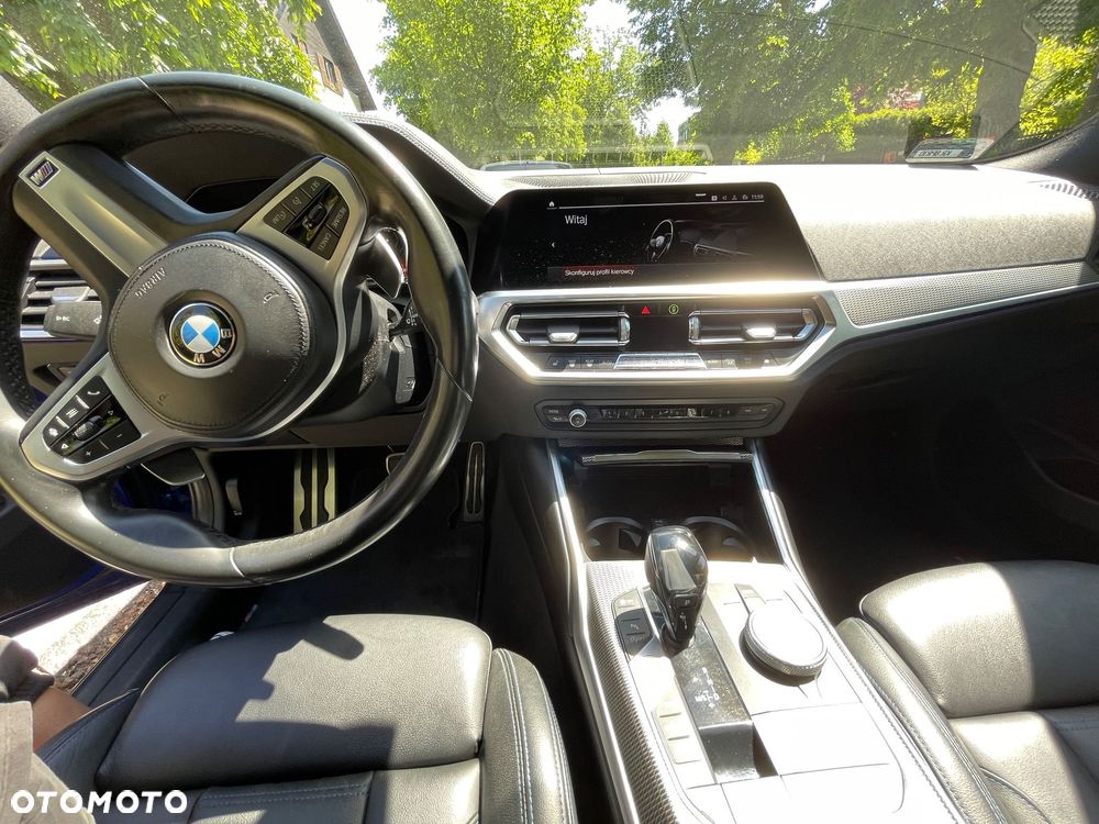 BMW Seria 3 320d xDrive - 12