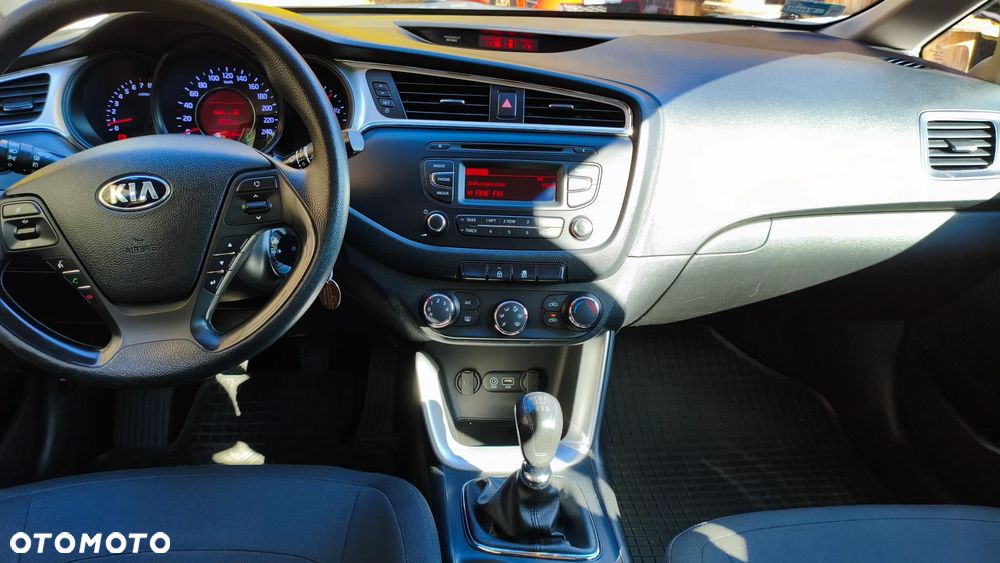 Kia Ceed 1.4 M - 17