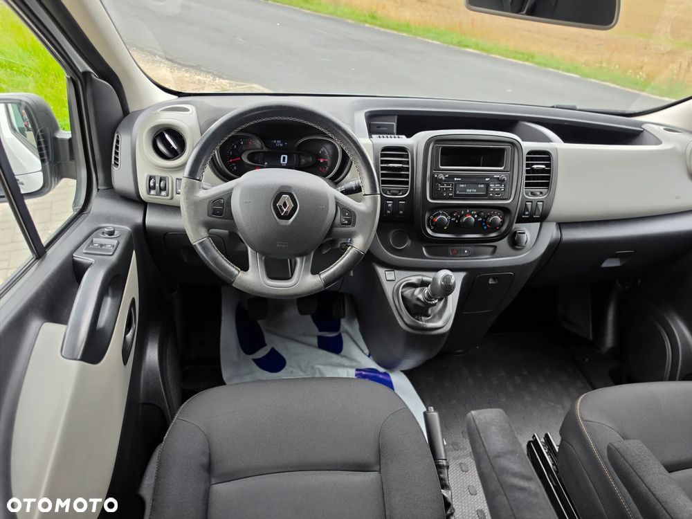 Renault Trafic - 17