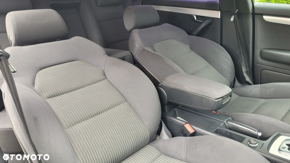 Audi A4 Avant 2.0 TDI DPF multitronic - 9