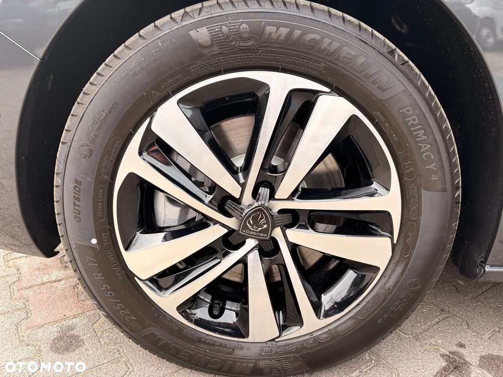 Peugeot Traveller 2.0 BlueHDi Long Business EAT8 - 27