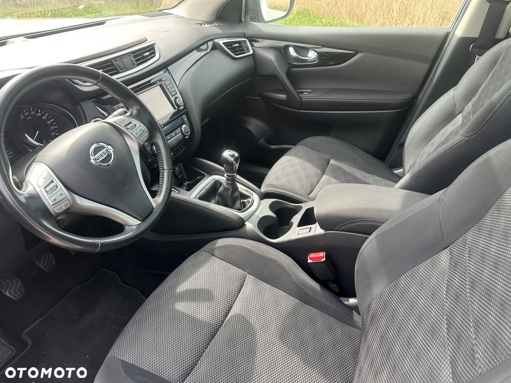 Nissan Qashqai 1.6 DIG-T Tekna - 6