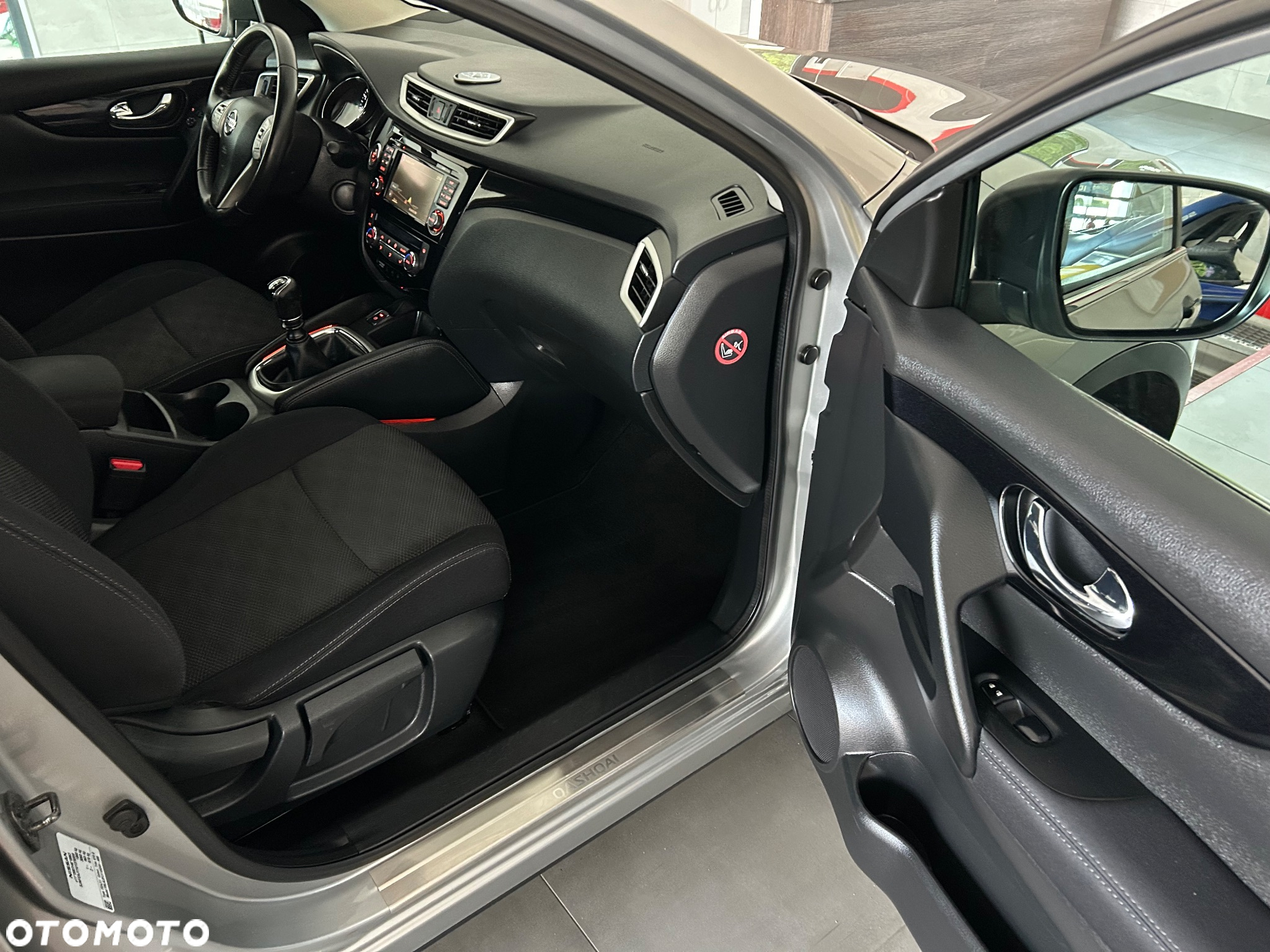 Nissan Qashqai 1.2 DIG-T 360 - 26