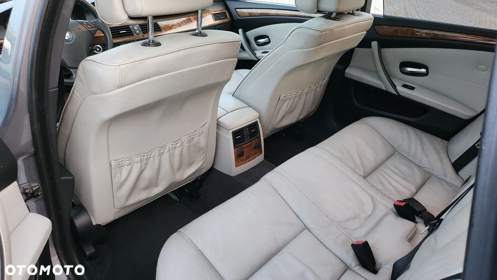 BMW Seria 5 - 14