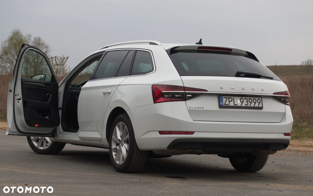 Skoda Superb 2.0 TSI Style DSG - 2