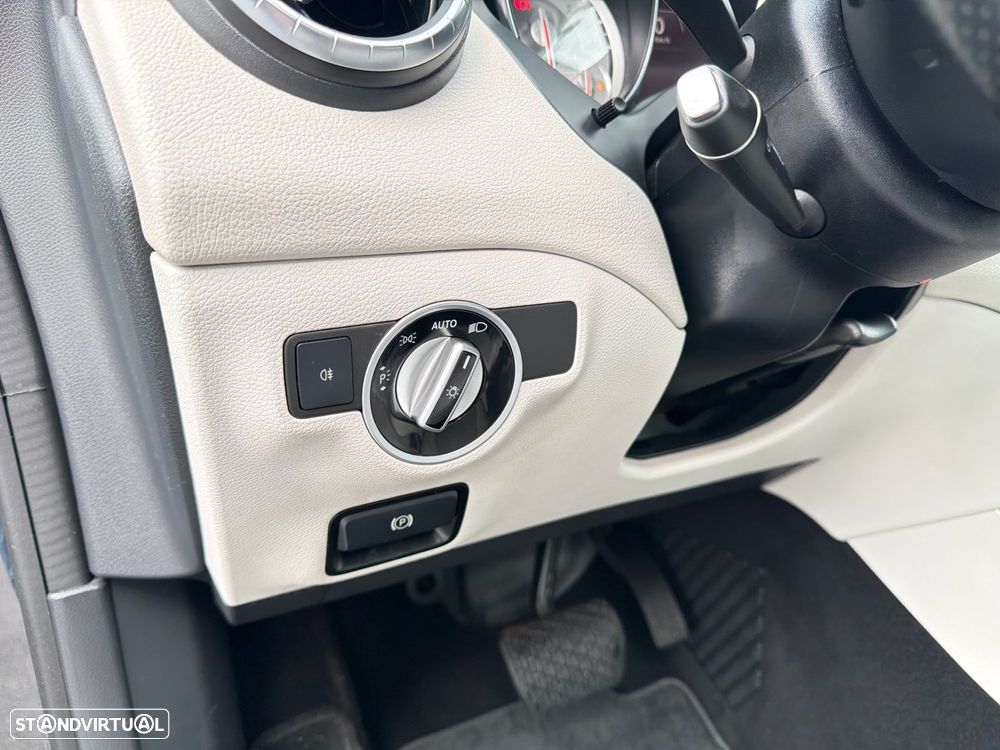 Mercedes-Benz CLA 180 CDI Urban Aut. - 20