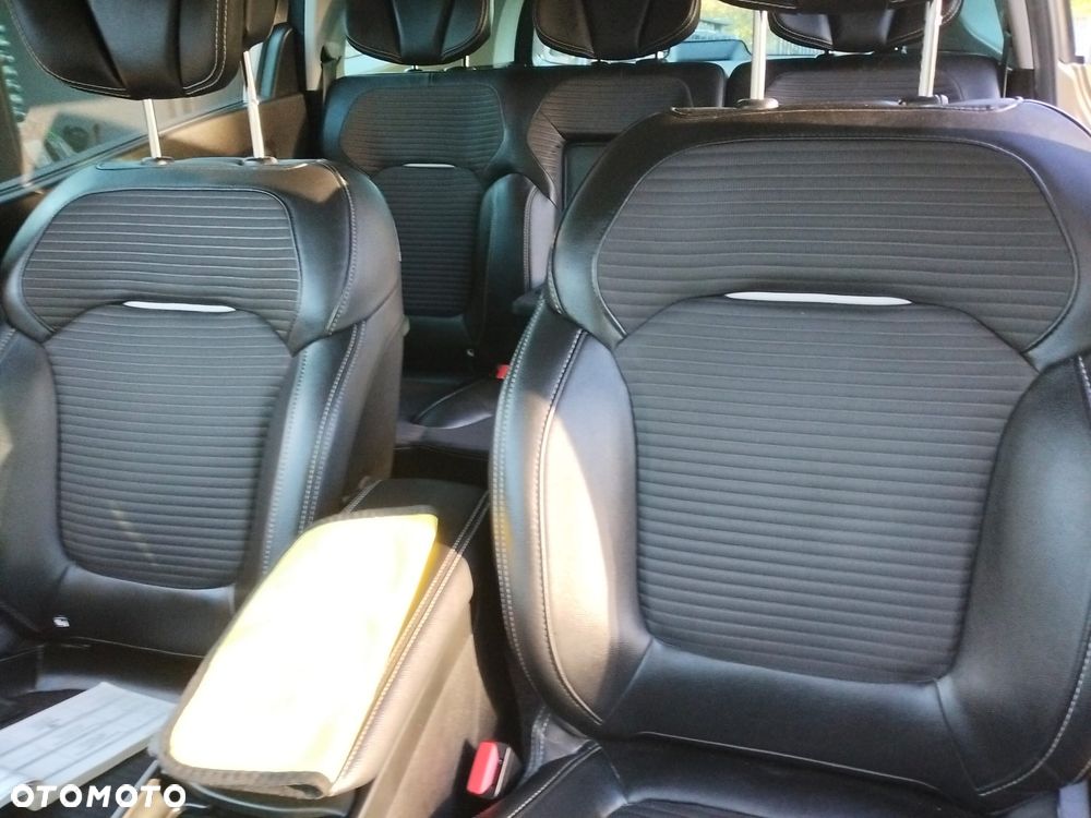 Renault Scenic 1.6 dCi Bose EDC - 40