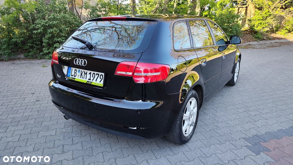 Audi A3 Sportback 1.6 Attraction - 9