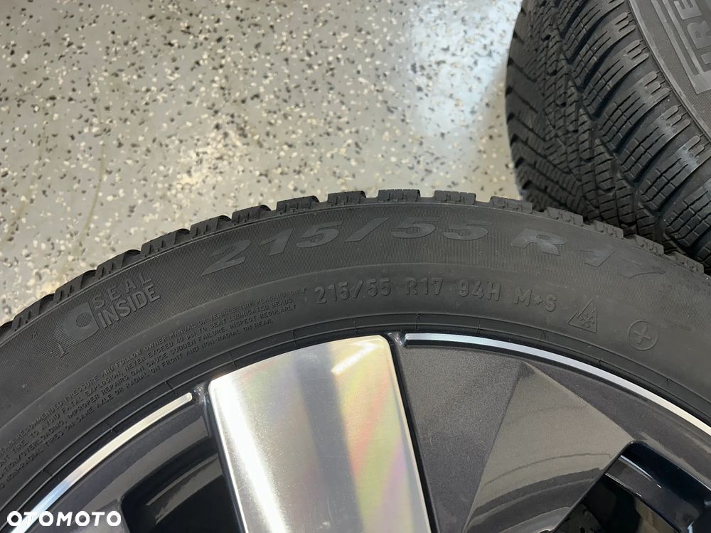 Oryginalne KOŁA FELGI 17 VW Passat B9 B8 Pirelli 215/55R17 2024r 7,5mm jak NOWE - 13