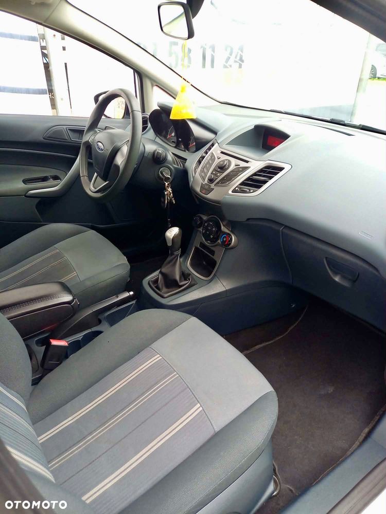 Ford Fiesta 1.6 TDCi Trend - 9