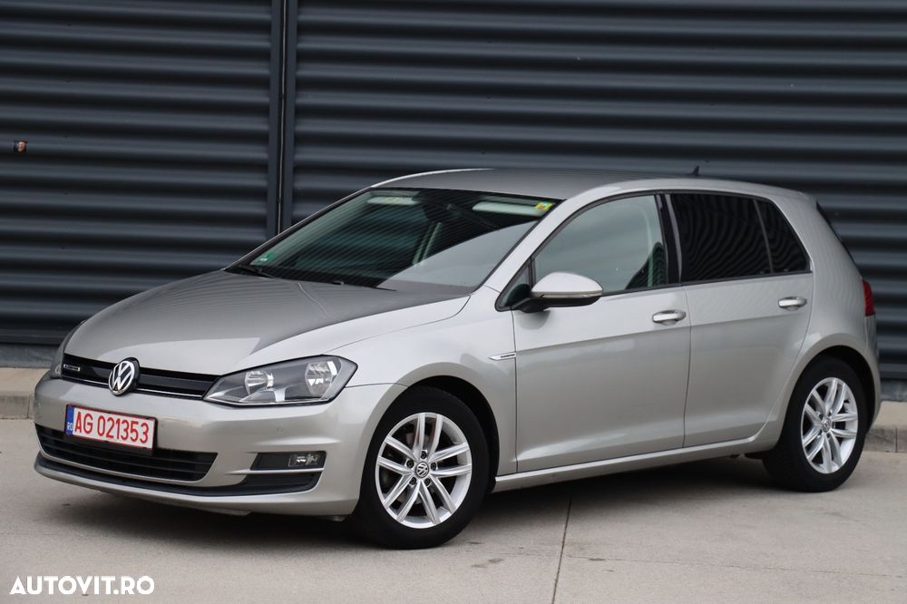 Volkswagen Golf 1.0 TSI Trendline - 1