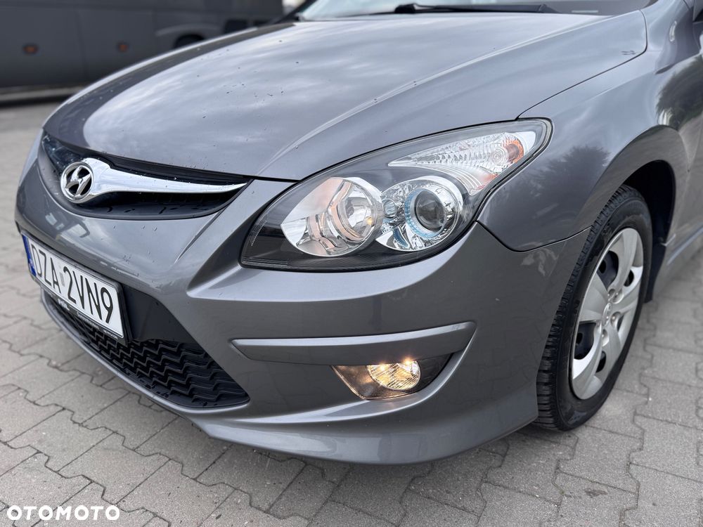 Hyundai i30 1.4 Comfort - 11