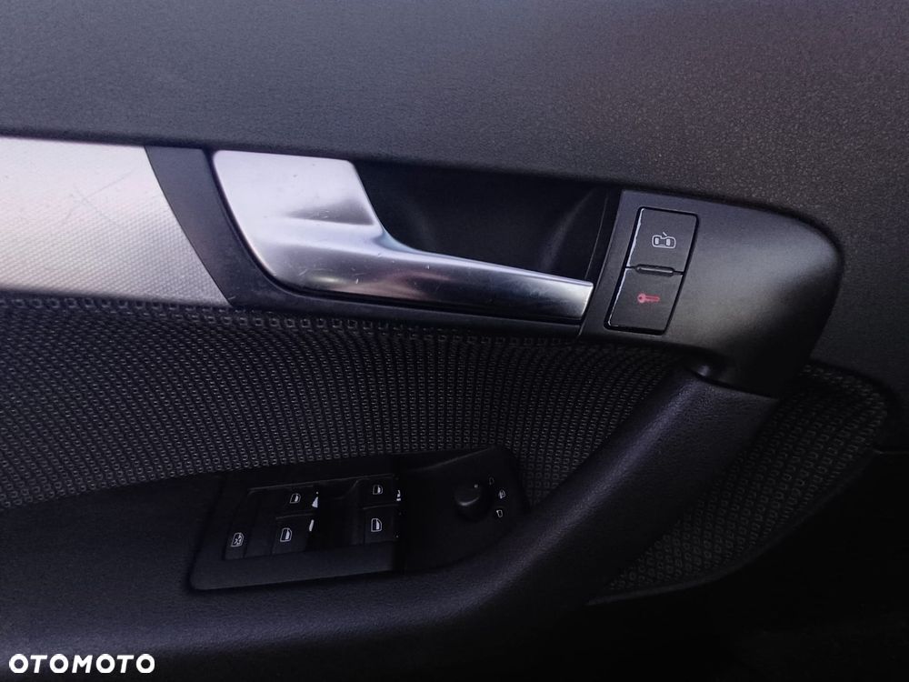 Audi A3 Sportback 1.6 Attraction - 16