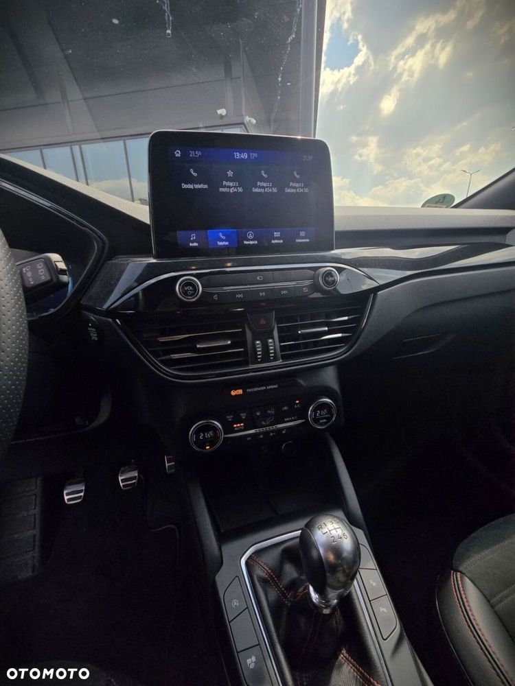 Ford Kuga - 15