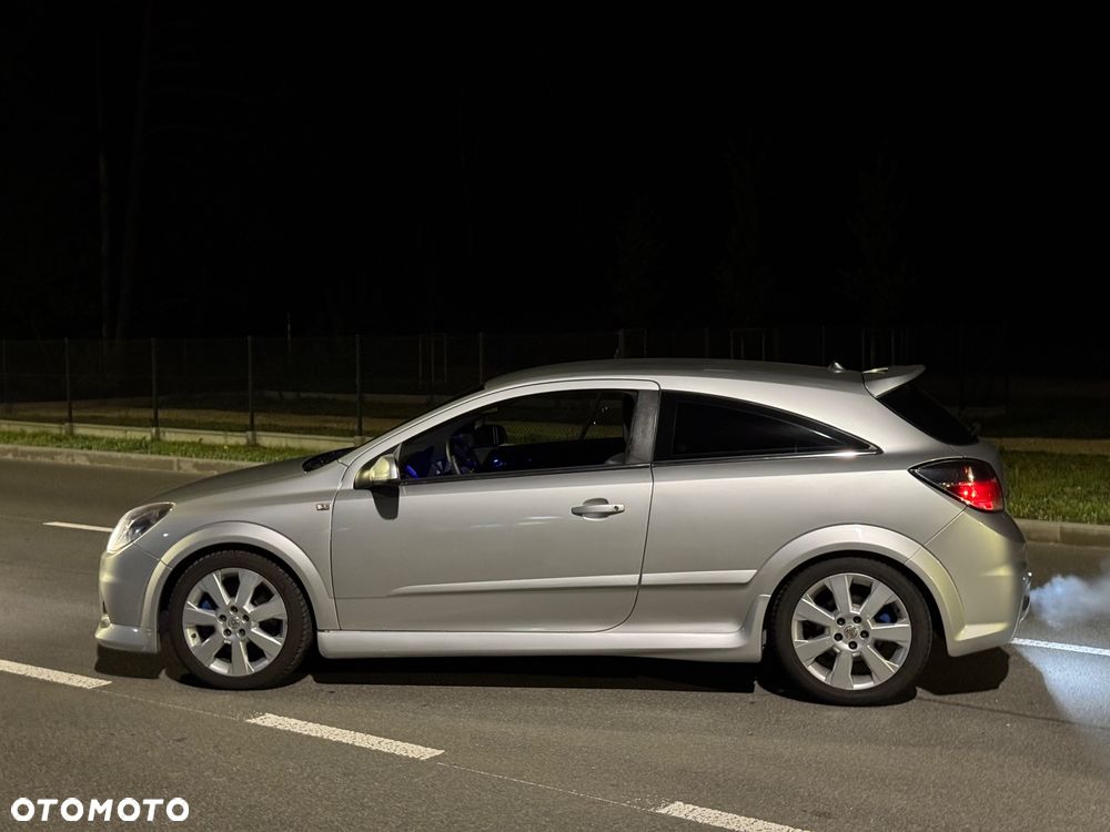 Opel Astra OPC - 4