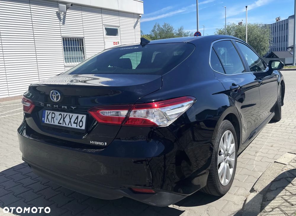 Toyota Camry Business Edition - 5