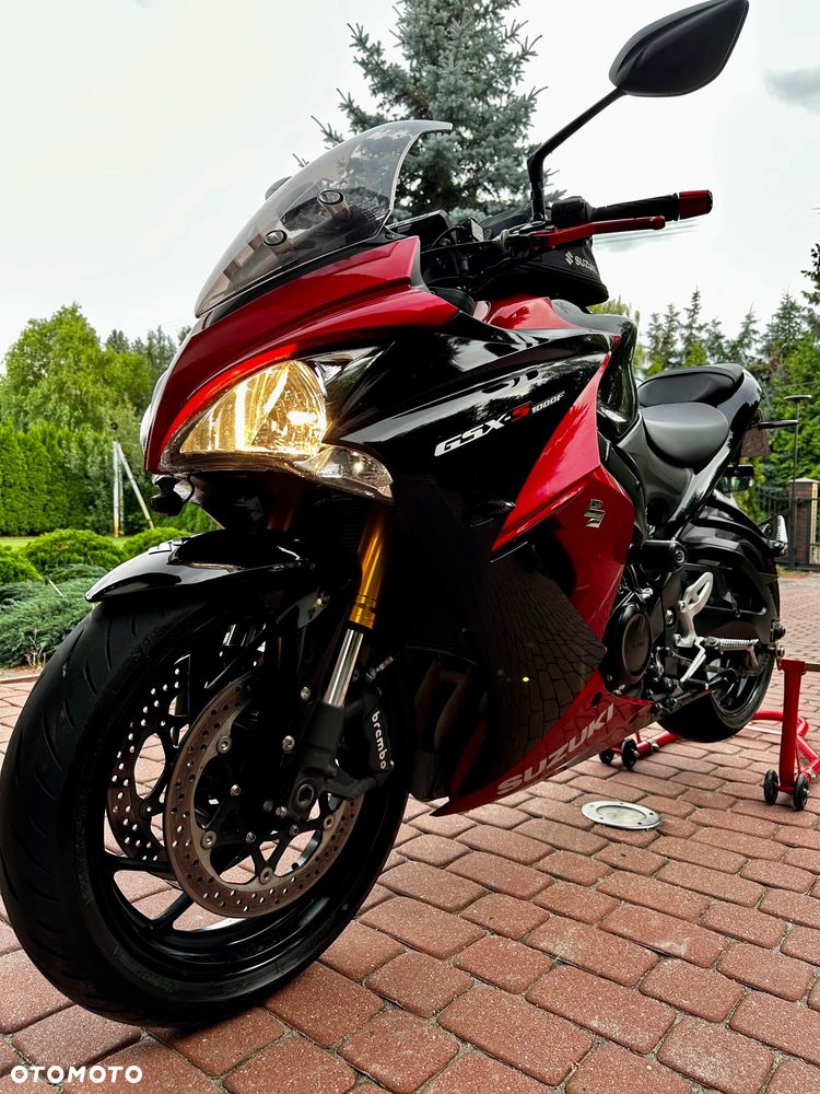 Suzuki GSX - 1