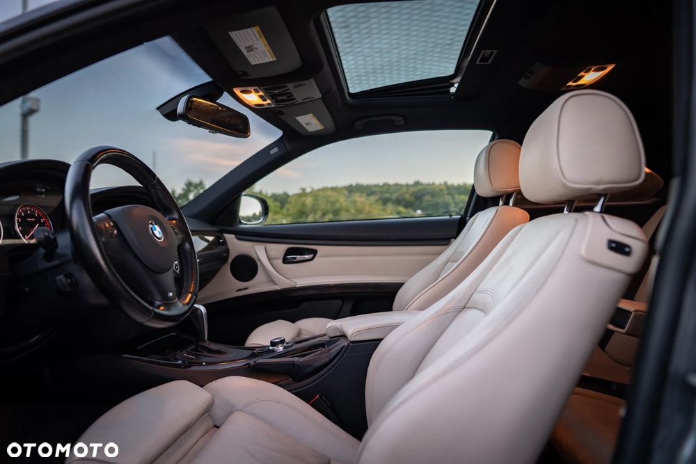 BMW Seria 3 335i - 6
