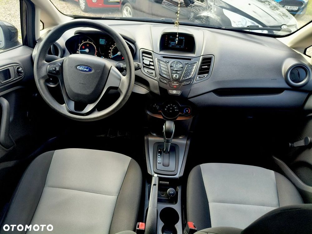 Ford Fiesta - 8