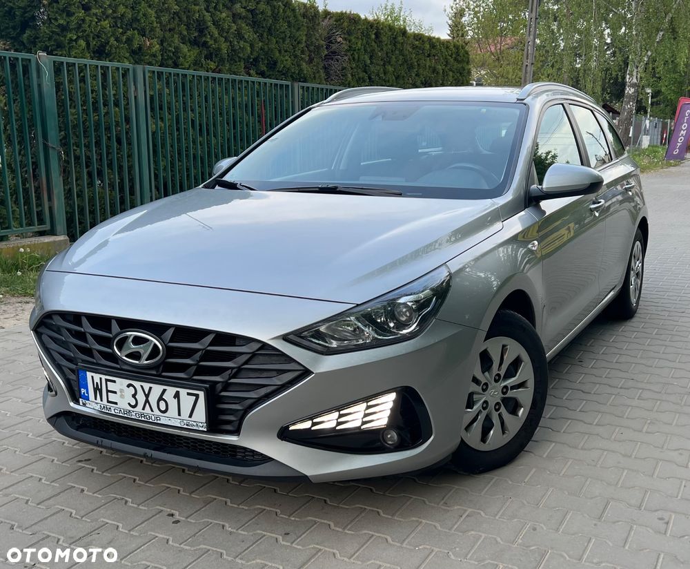 Hyundai i30 1.6 D Classic + - 6
