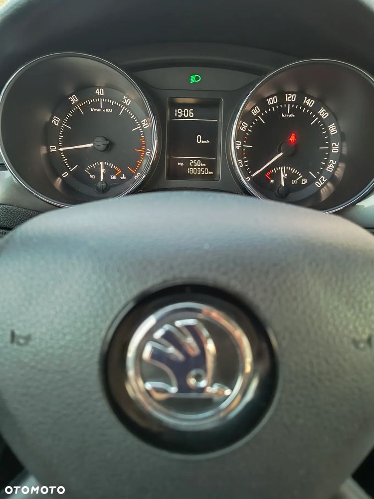 Skoda Superb 1.8 TSI Ambition - 7