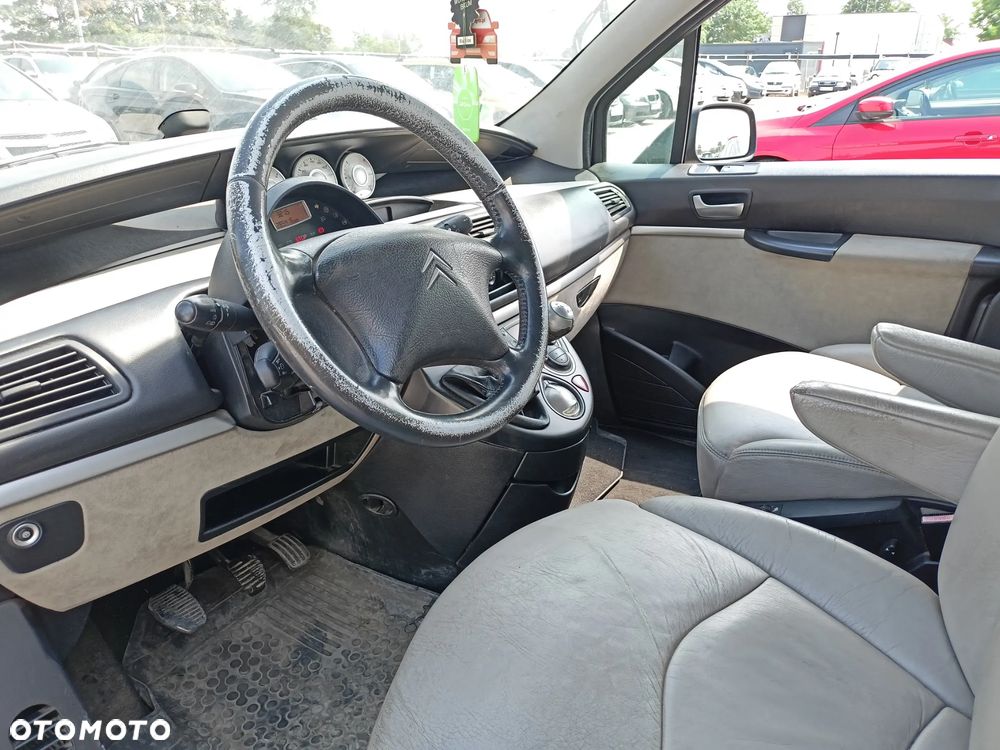 Citroën C8 - 7