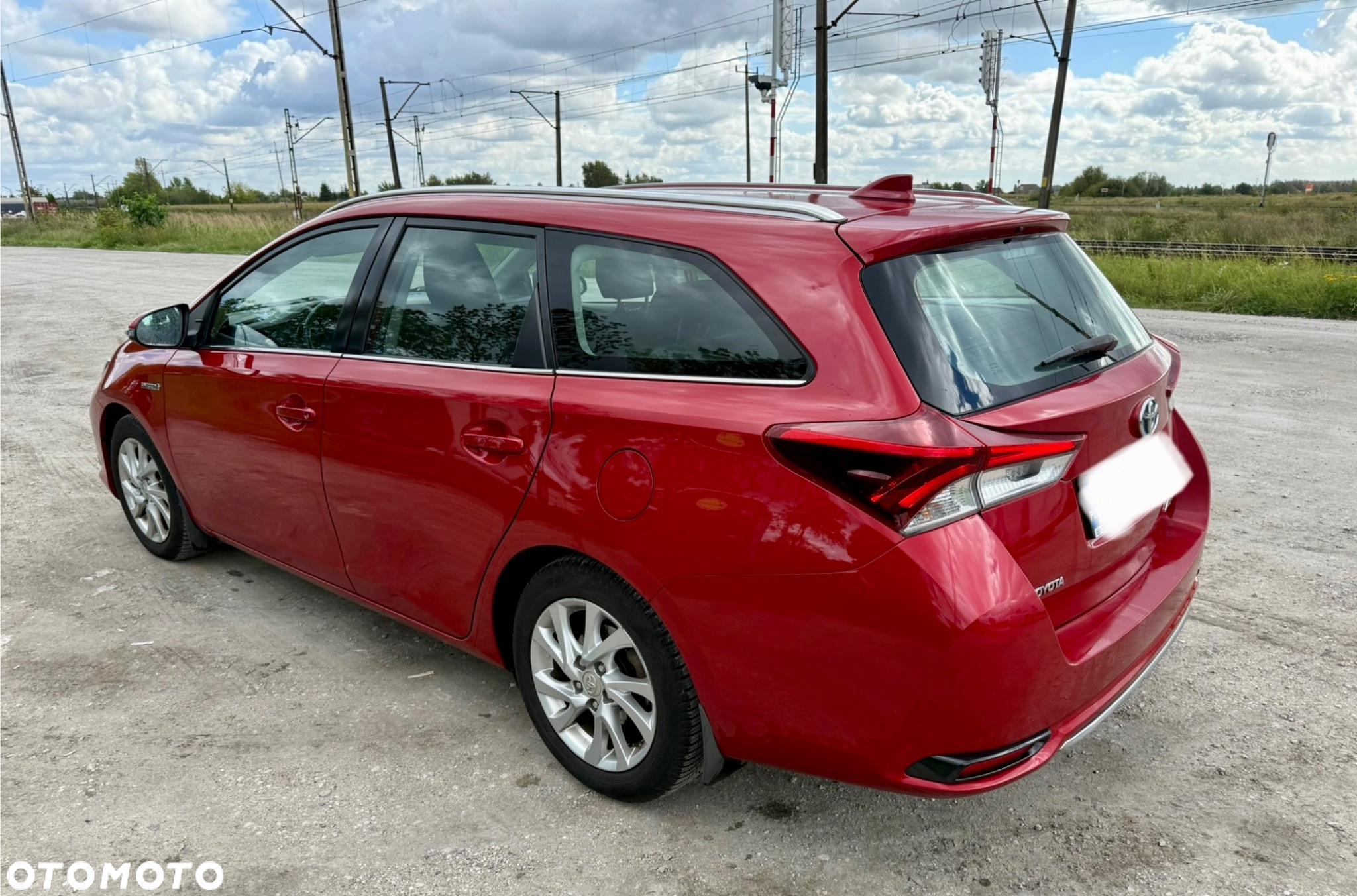 Toyota Auris 1.8 HSD Luna - 2