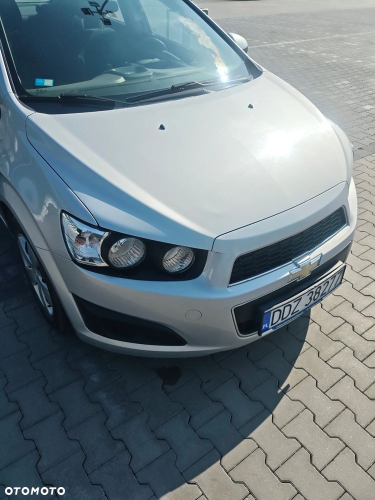 Chevrolet Aveo 1.4 16V LS - 10