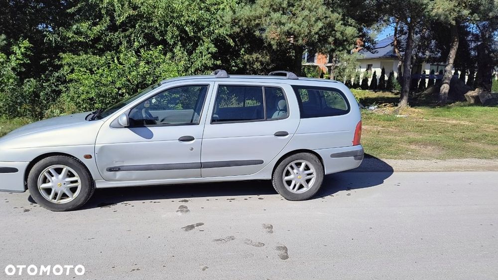 Renault Megane 1.4 RT 16V - 3